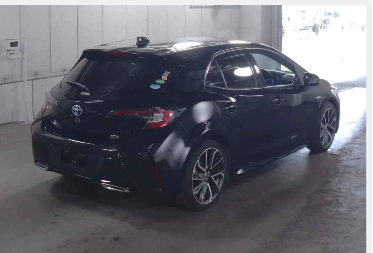 Corolla Sport - Image 2