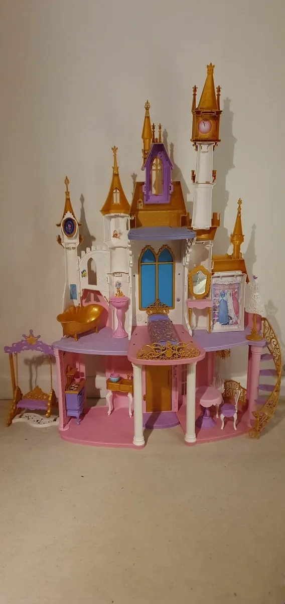 Hasbro Disney Princess Ultimate Celebration Castle - Image 2