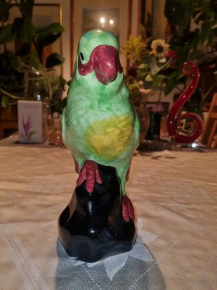 Vintage parrot - Westminster Hanley, Staffs - Image 3
