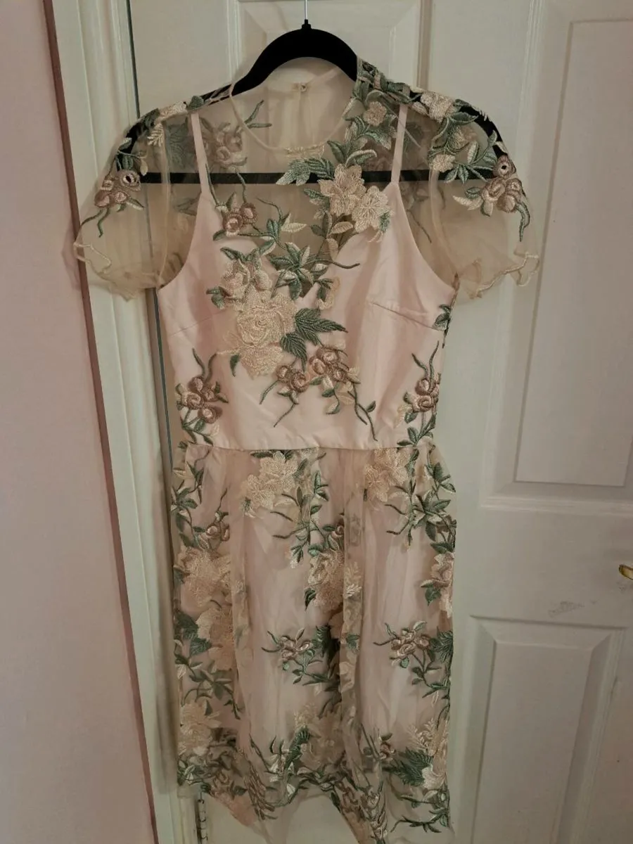 Chi Chi floral dress - Image 2