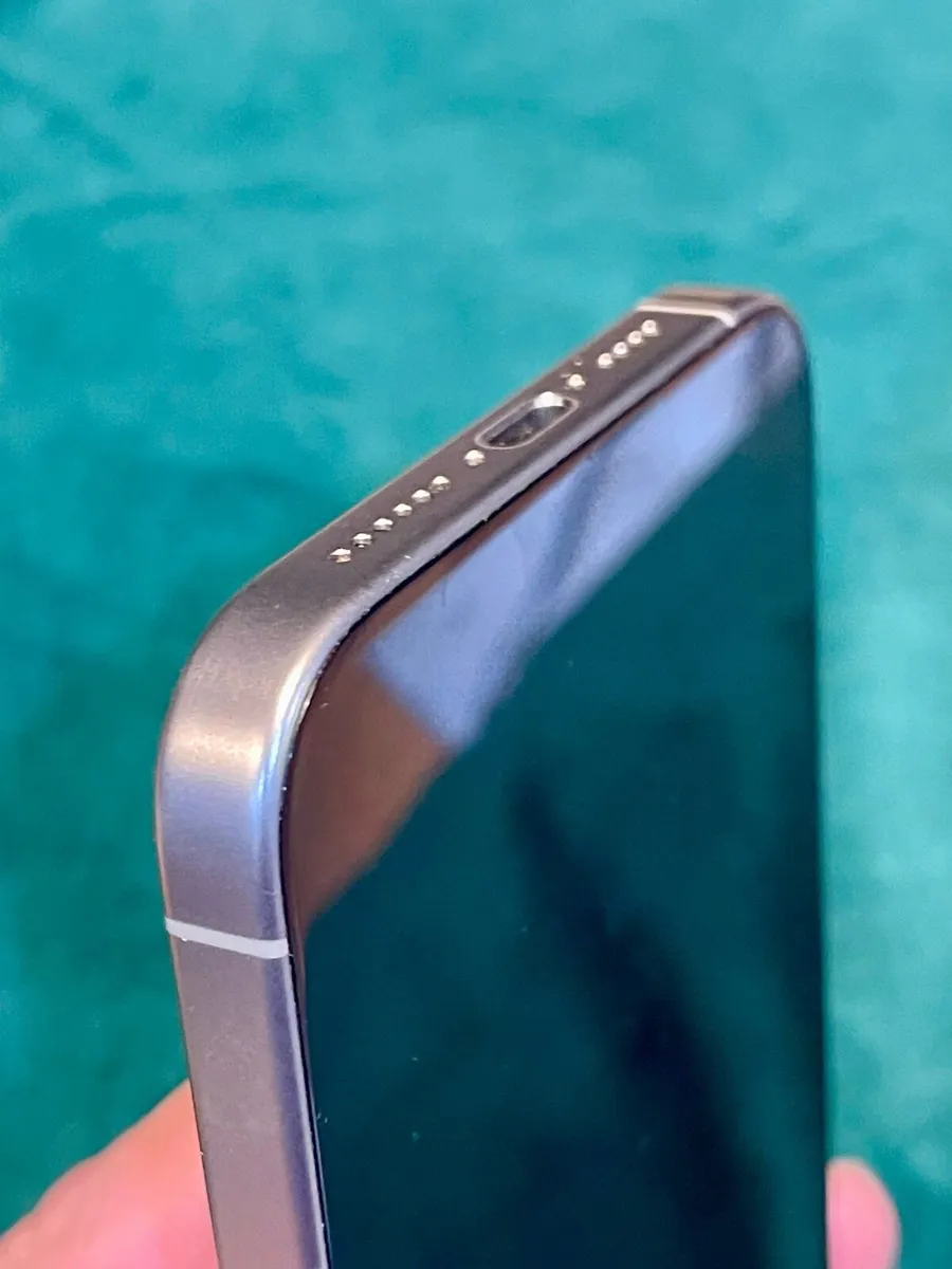 iPhone 15 Pro Max 512gb - Image 3