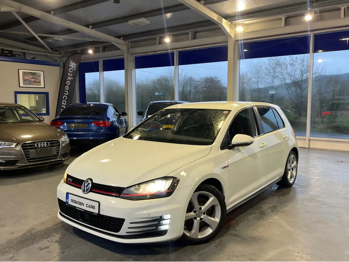 Volkswagen Golf 2.0 Gti Hatchback Dsg Automatic - Image 3