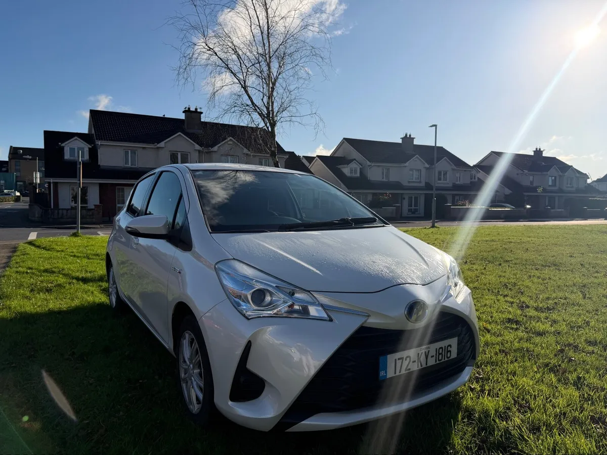 Toyota Vitz 2017 - Image 1