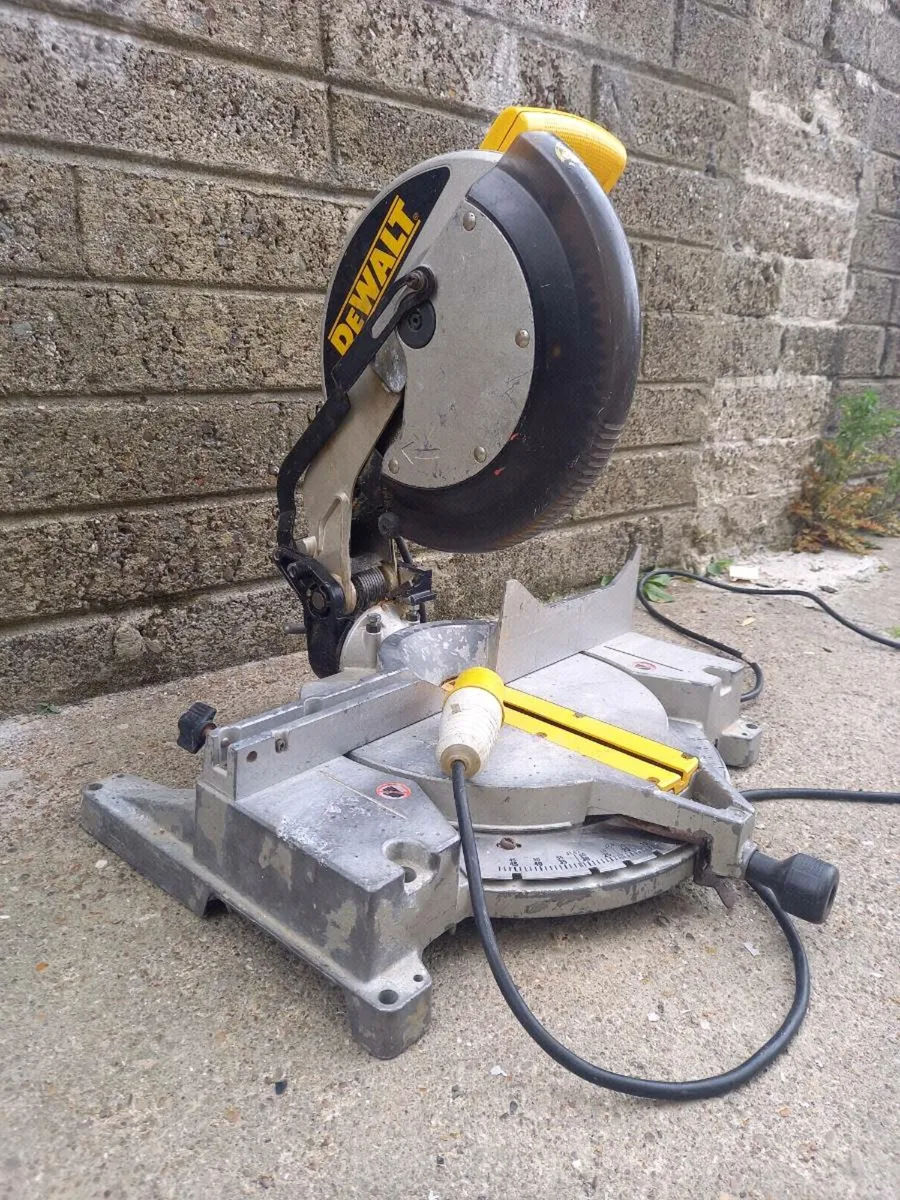 DeWalt 12 Inch Chopsaw - Image 1