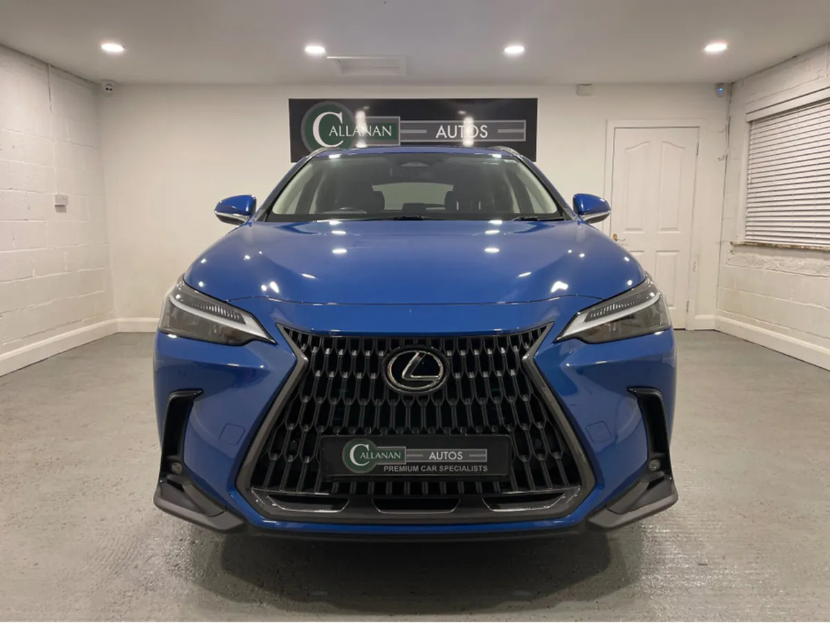 Lexus NX 450H + PHEV CVT PREMIUM PLUS 4WD****222 R - Image 2