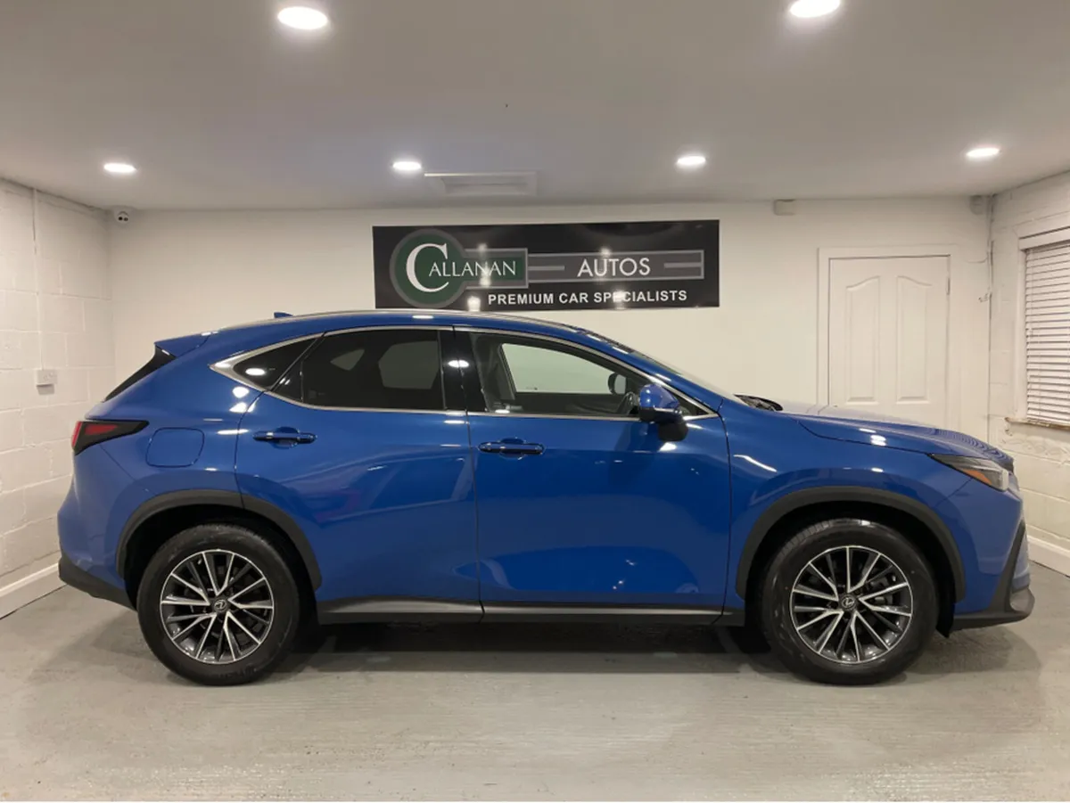 Lexus NX 450H + PHEV CVT PREMIUM PLUS 4WD****222 R - Image 4