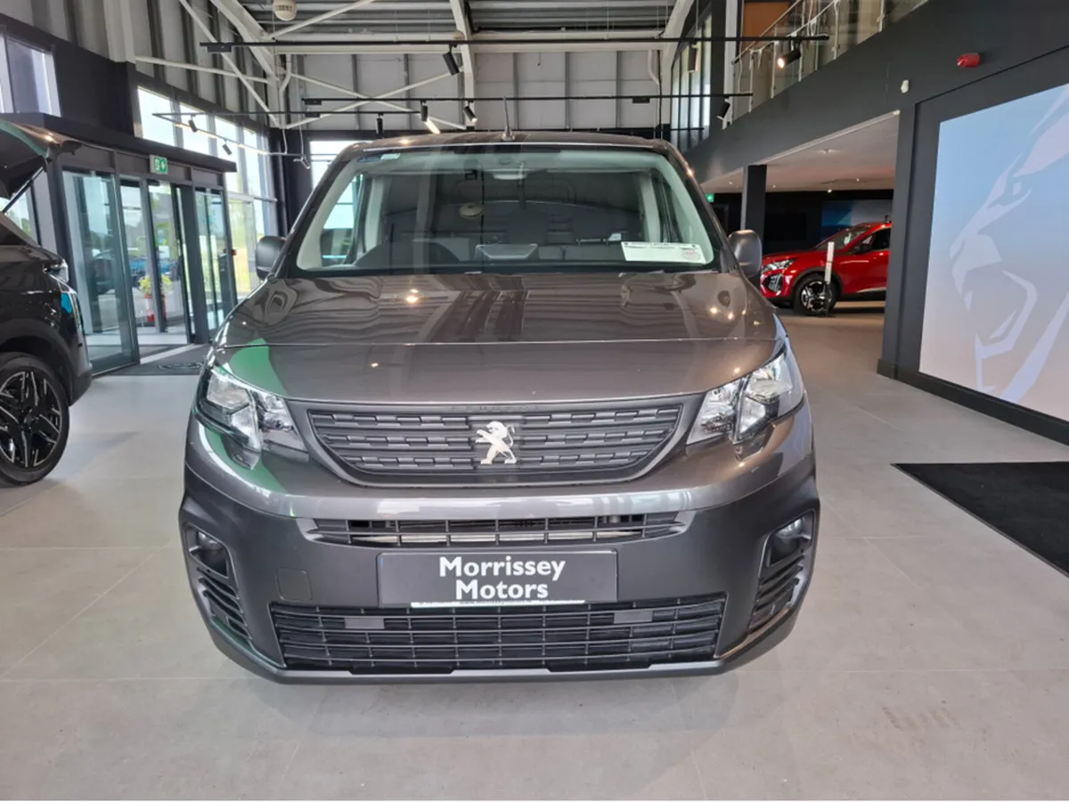 Peugeot Expert PROFESSIONAL LONG 2.0 B - Image 2