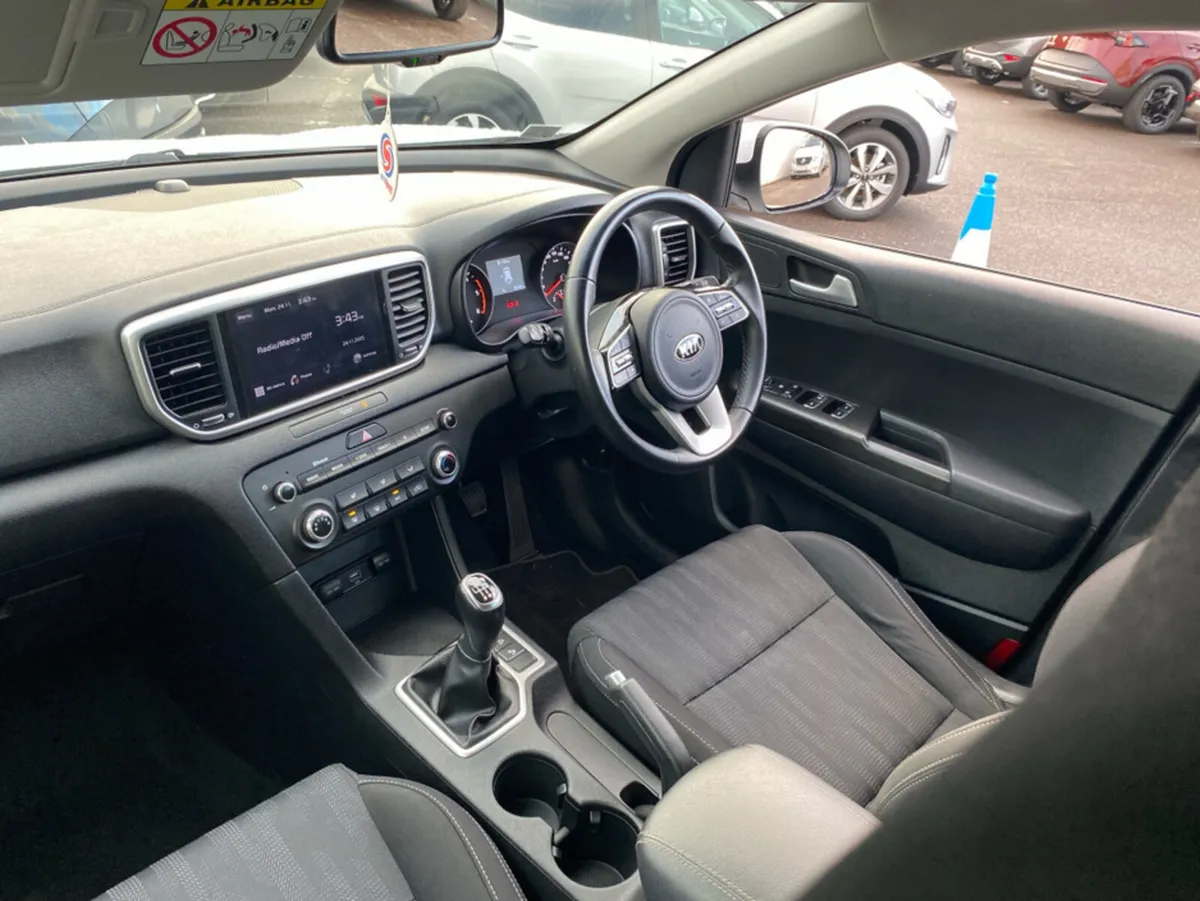 Kia Sportage K2 MHEV HP 5 5DR - Image 4