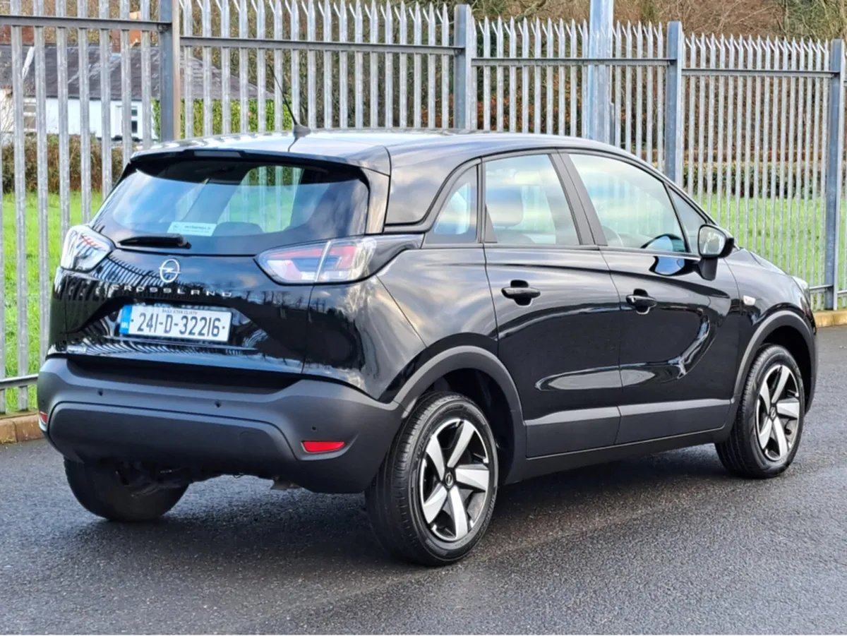 Opel Crossland SC 1.2TURBO 110BHP **REVERSING CAME - Image 3
