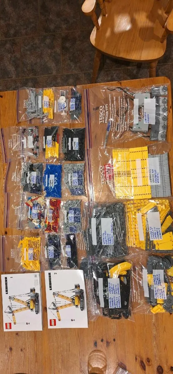 Lego Technic Crawler Crane €550 ONO - Image 2