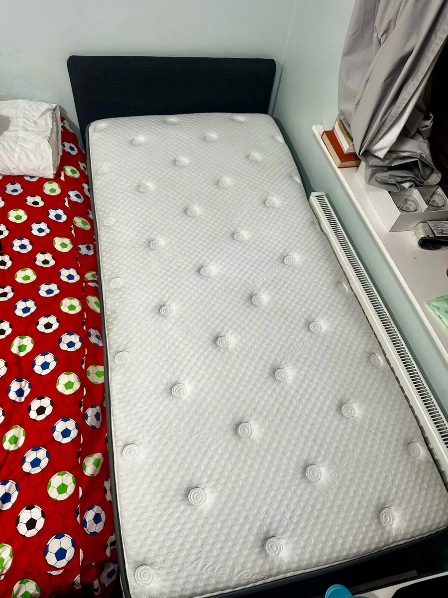 Single ottoman storage bed high quality mattress - Image 1