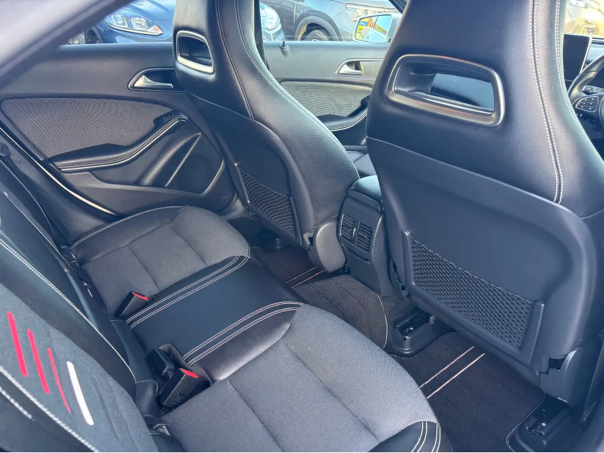 Mercedes-Benz A-Class A180 automatic only 31000 km - Image 2