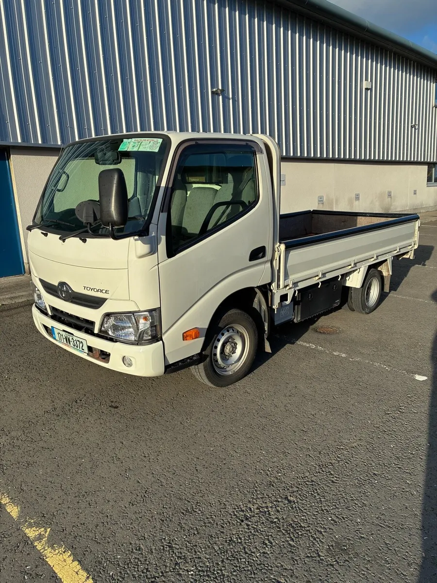 Toyota Dyna - Image 1