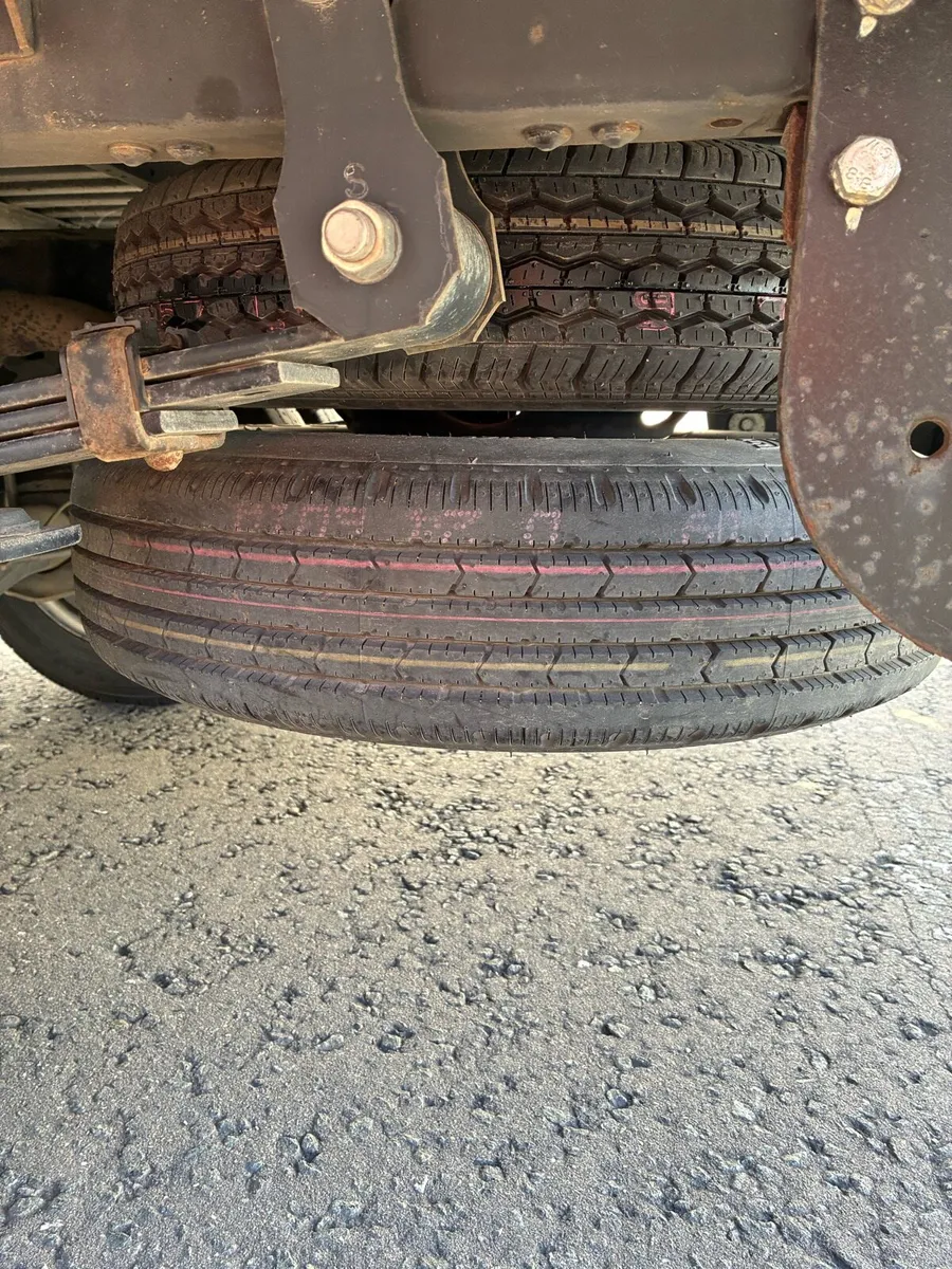 Toyota Dyna - Image 4