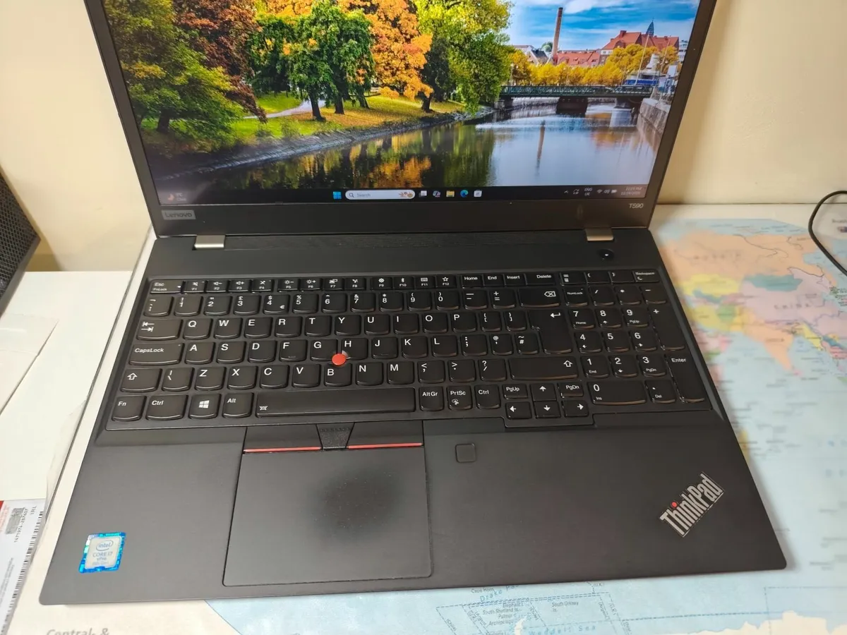 Lenovo ThinkPad T590 Intel i7 8th Gen | 16GB RAM | - Image 2