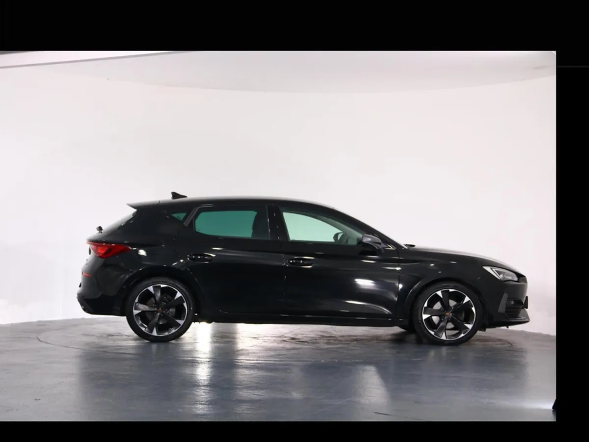 Cupra Leon 2.0 TDI 150HP 5DR - Image 3