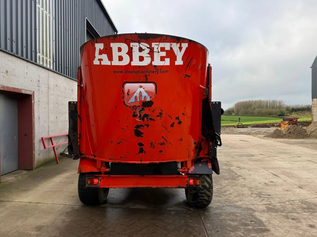 Abbey VF800 tub feeder - Image 4