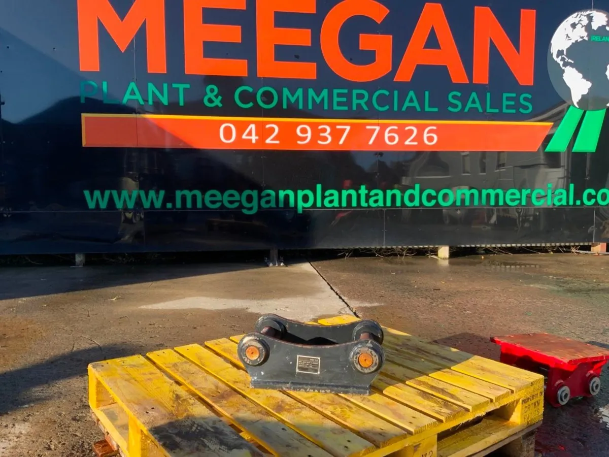 HAMMER / BREAKER CRADLE...45mm PINS...... - Image 1