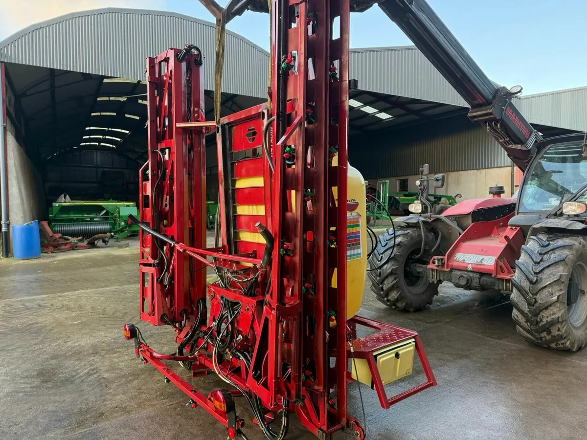 Hardi 18m master sprayer - Image 2