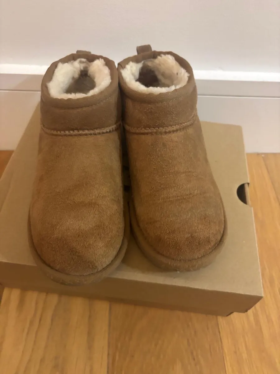 Ugg boot minis uk 1 - Image 1