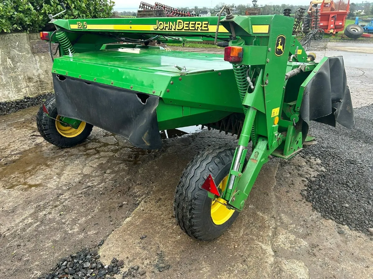 John Deere 1365 mower conditioner - Image 2