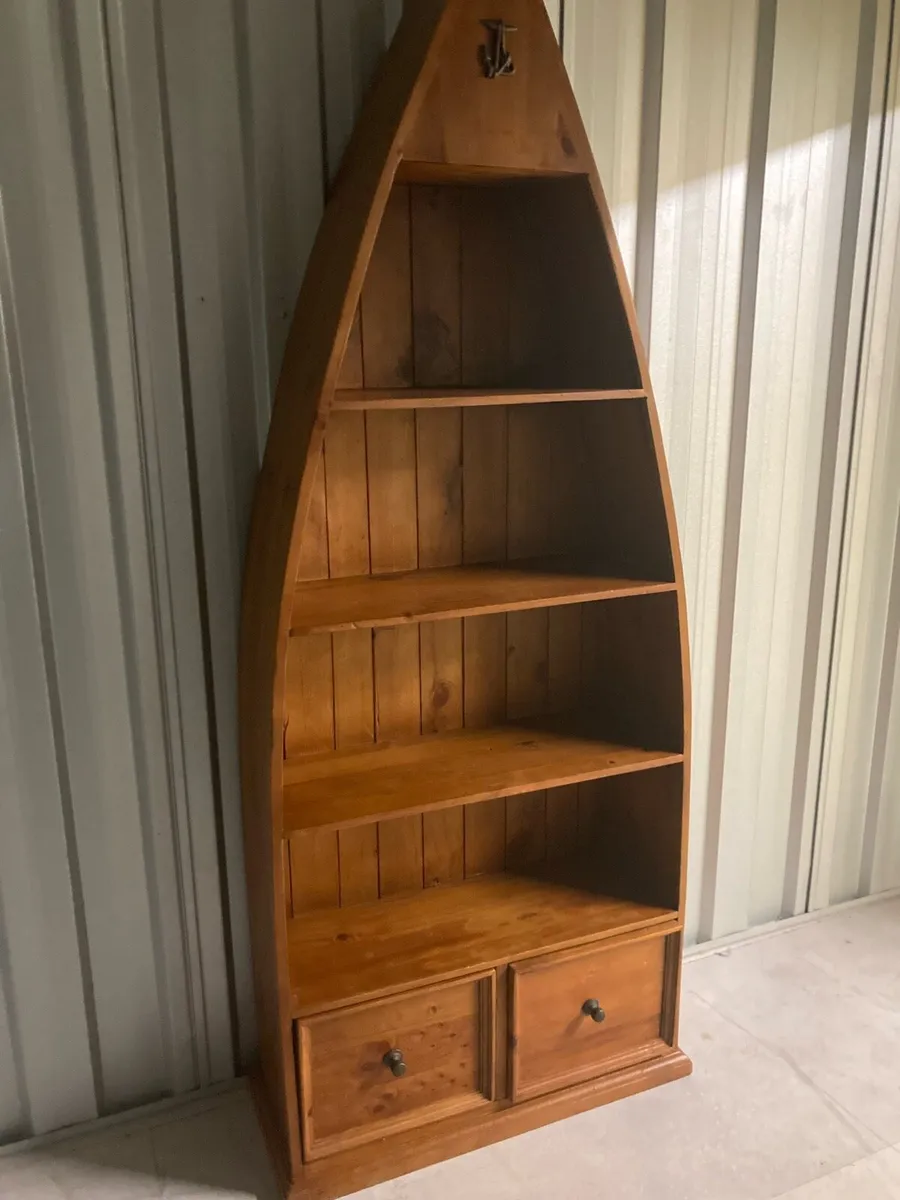 Book shelf