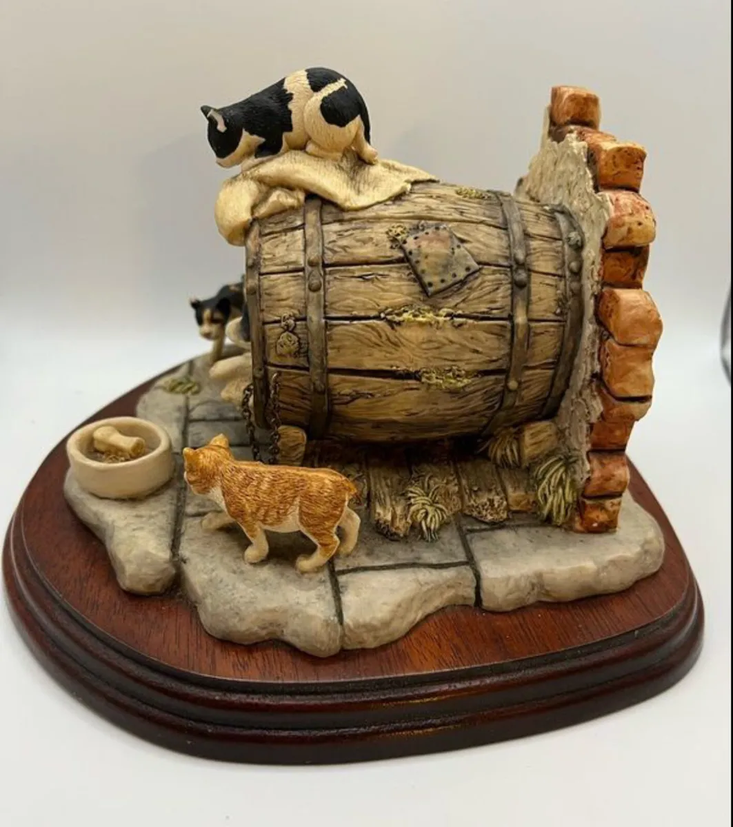 Vintage let sleeping dogs lie - Image 2