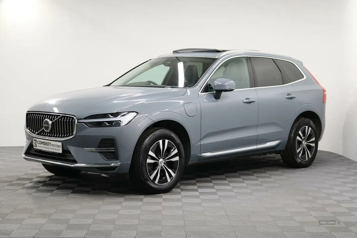Volvo XC60 h T6 Core - Image 3