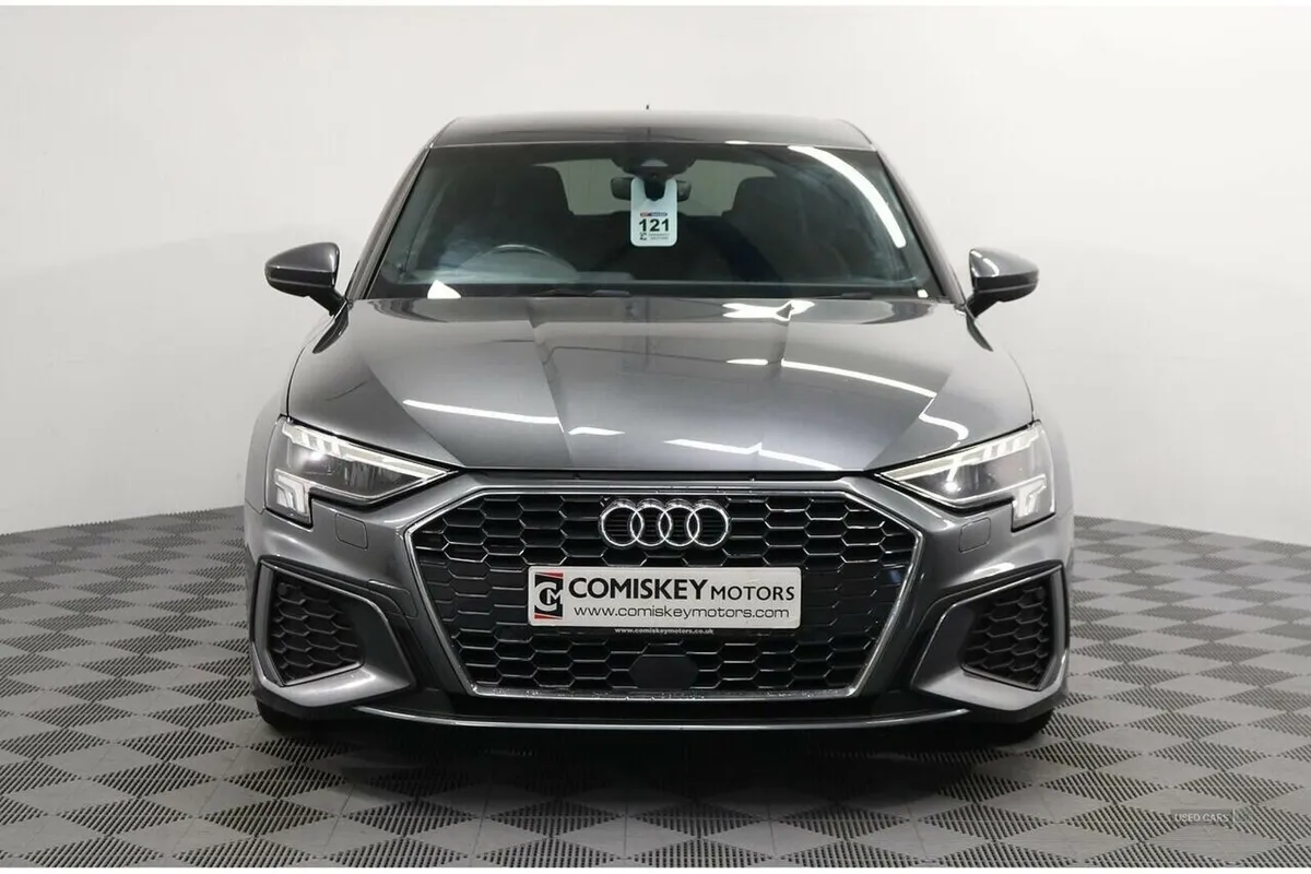 Audi A3 TFSI S line - Image 2
