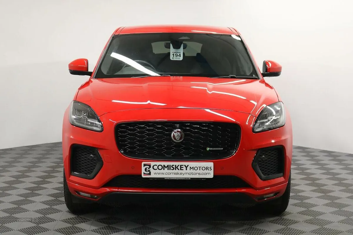 Jaguar E-Pace D165 MHEV R-Dynamic S - Image 2