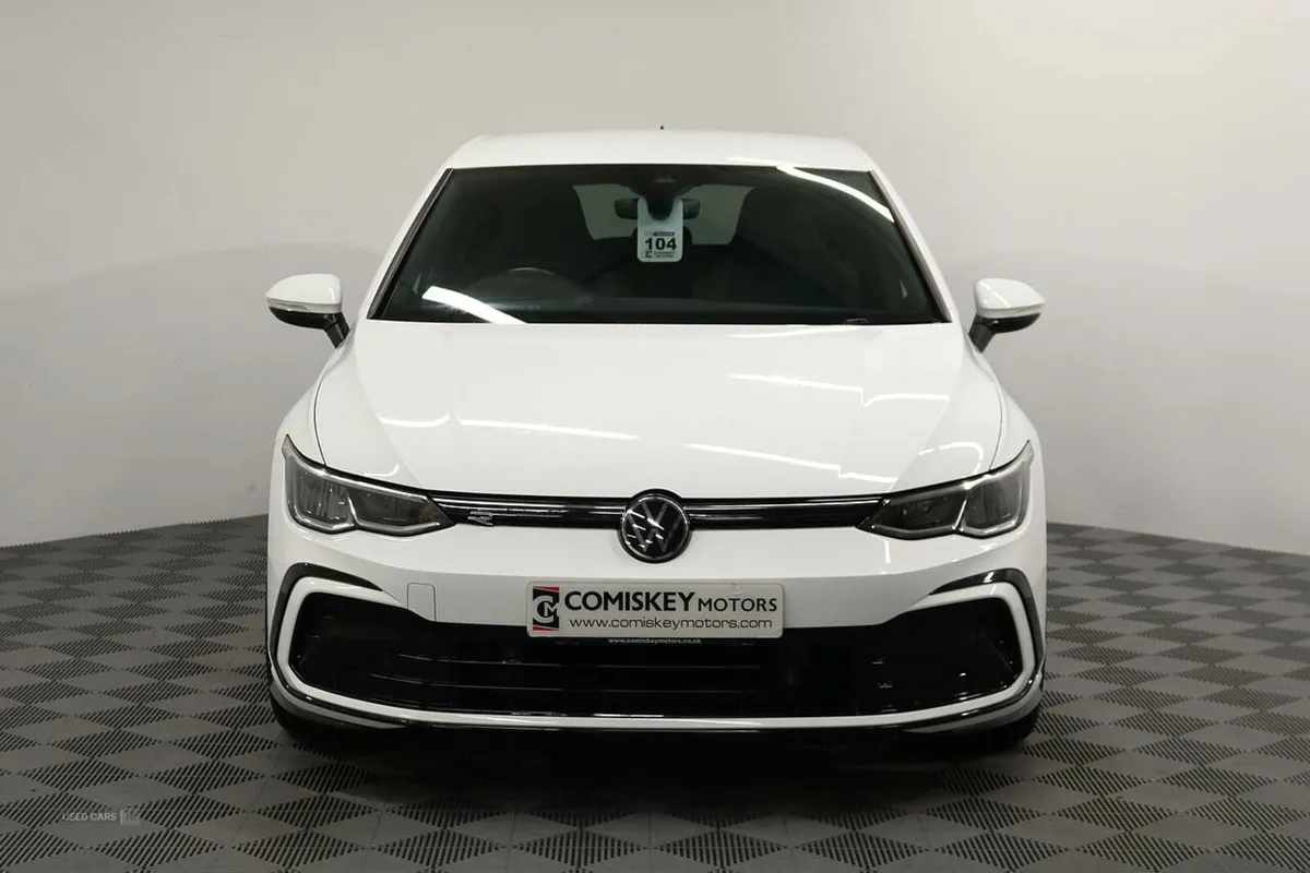 Volkswagen Golf TSI R-Line - Image 2