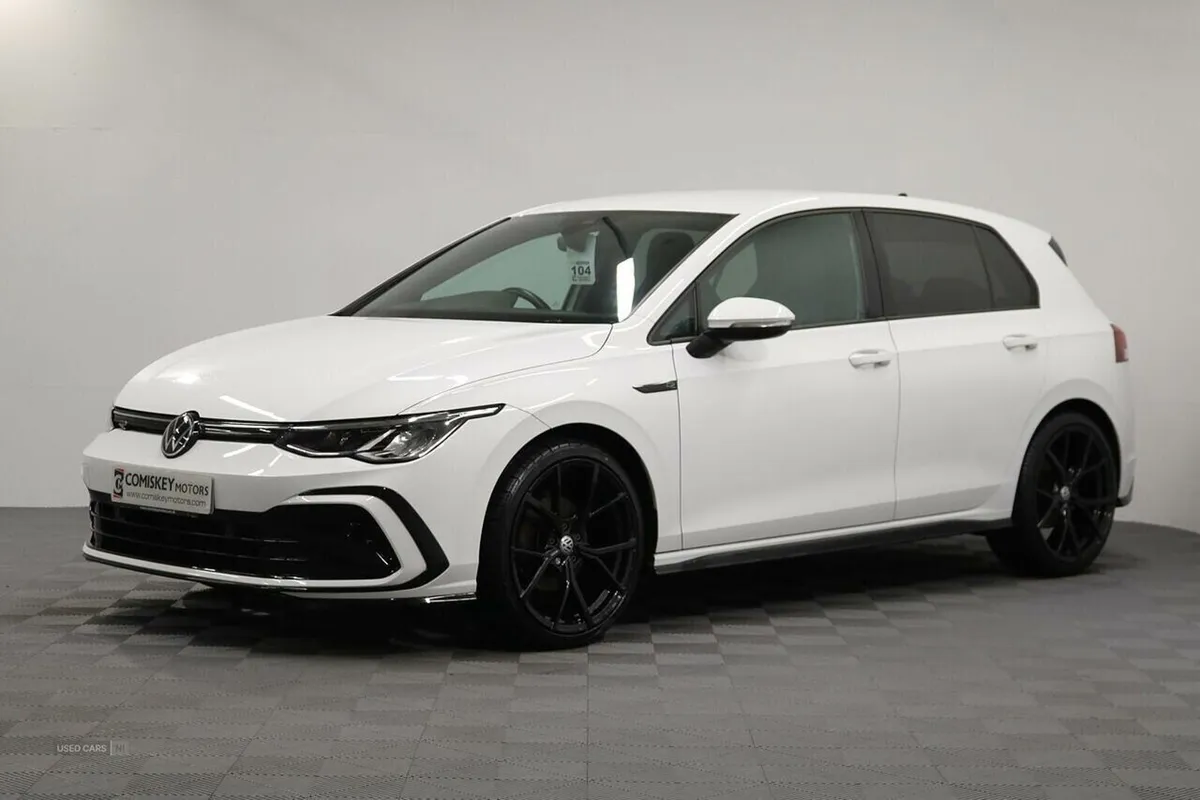 Volkswagen Golf TSI R-Line - Image 3