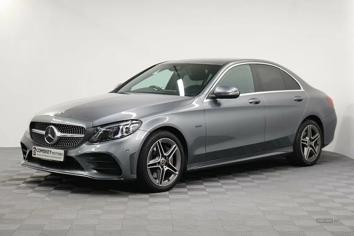 Mercedes-Benz C-Class C300de AMG Line Edition - Image 3