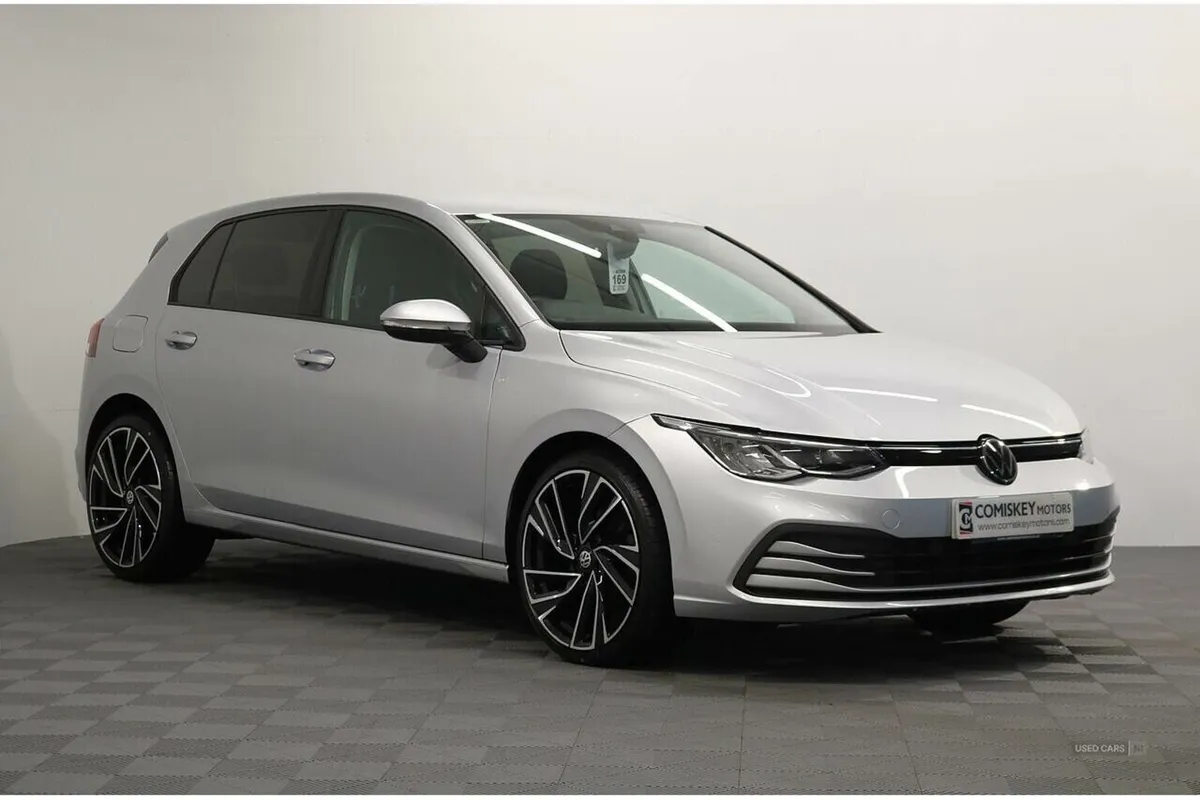 Volkswagen Golf TDI Life - Image 1