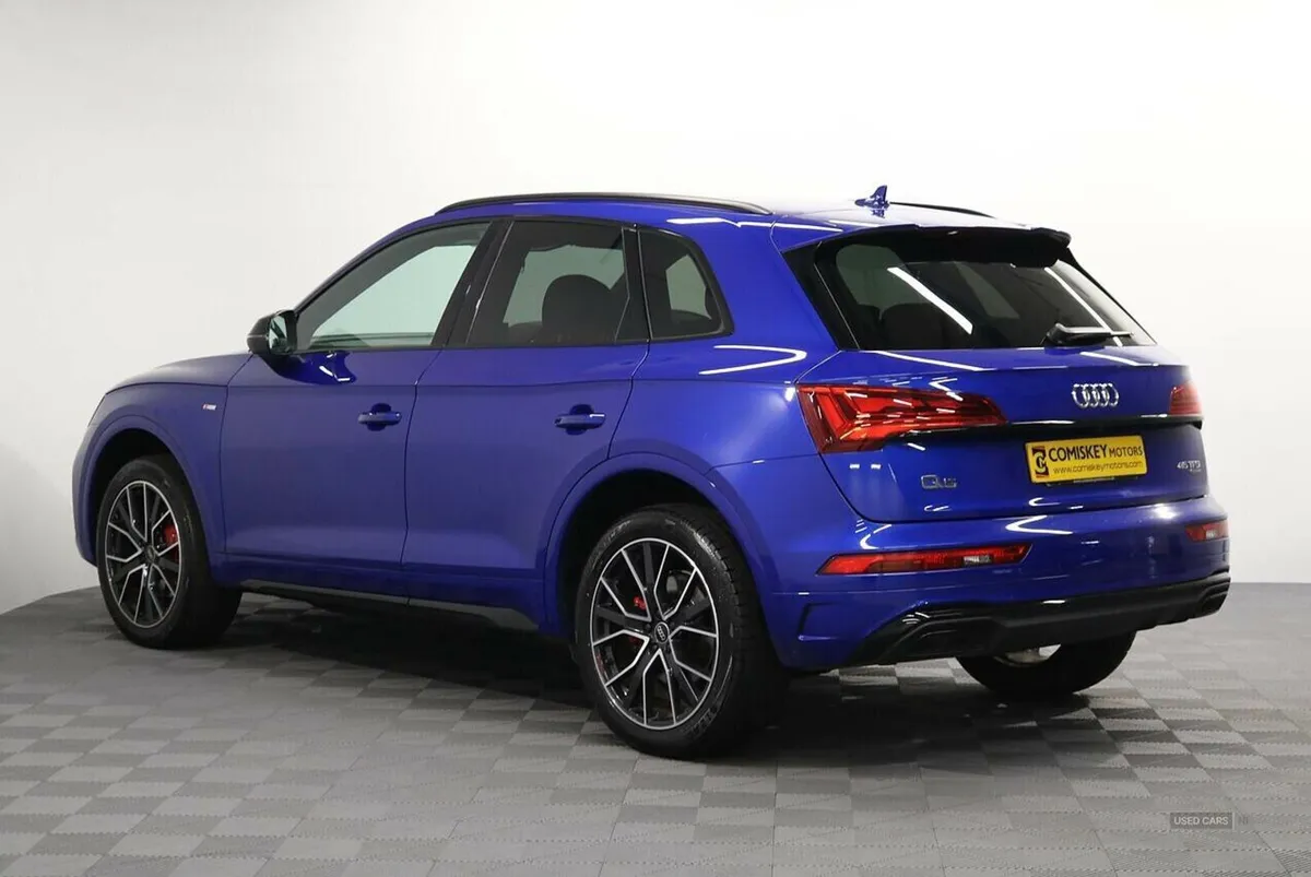 Audi Q5 TFSI Edition 1 - Image 4