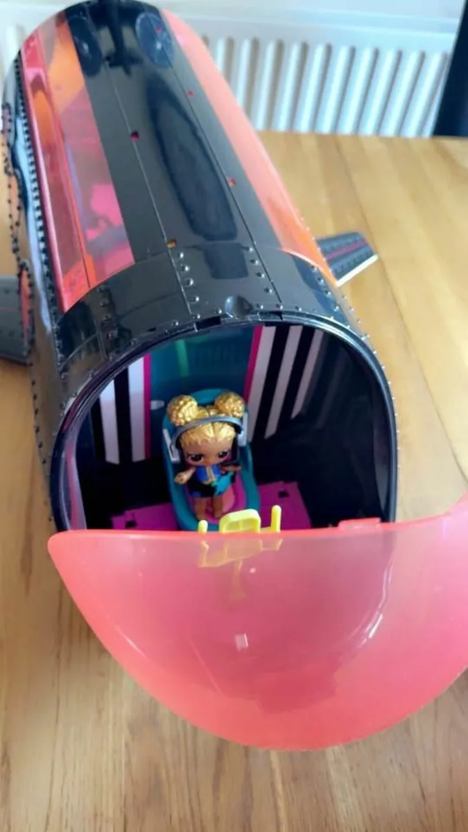 LOL Aeroplane with Doll & accessories!! - Image 1