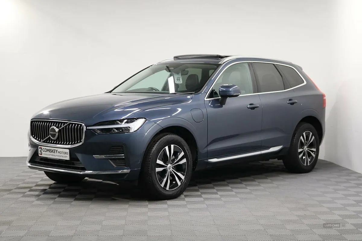 Volvo XC60 h T6 Core - Image 3