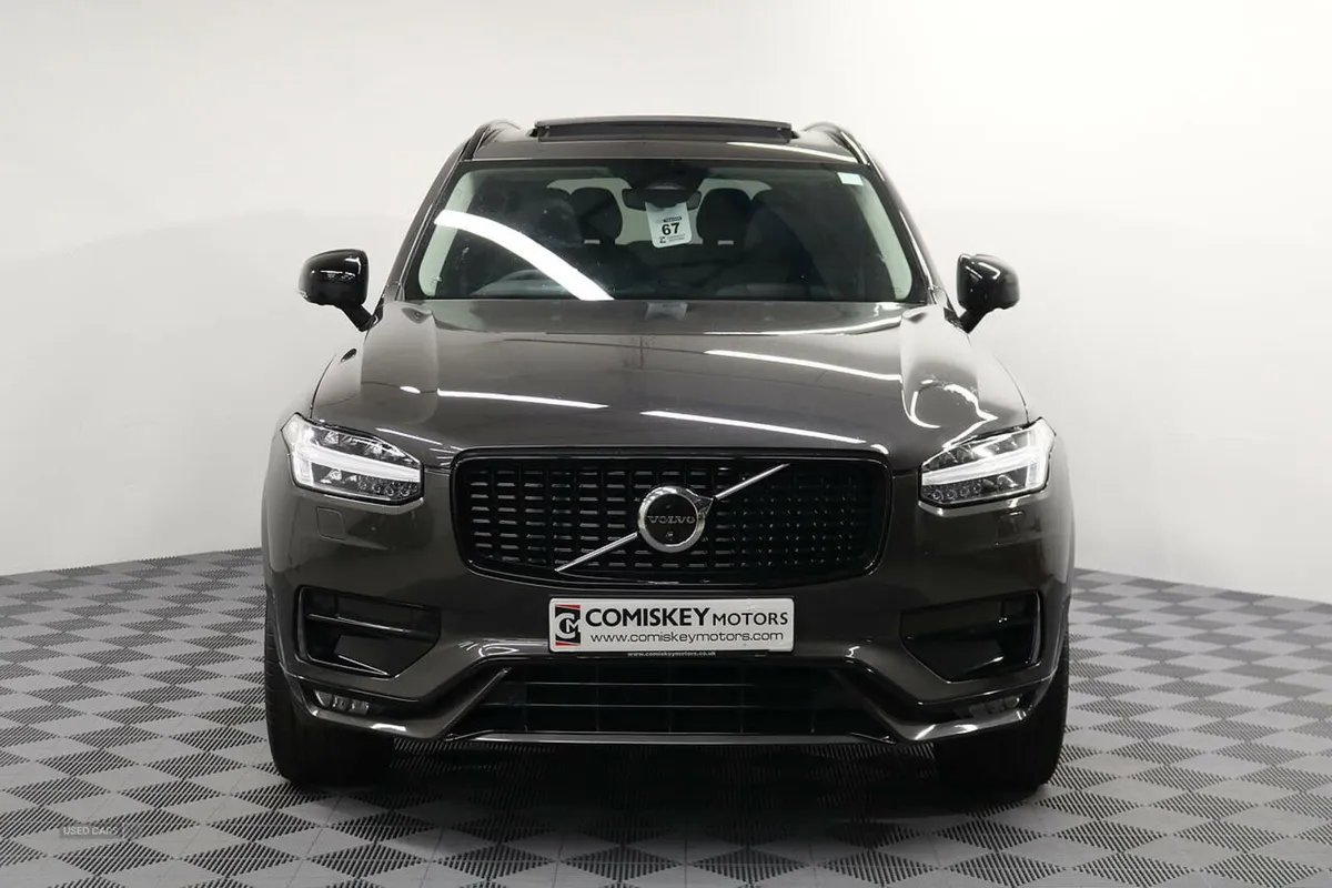Volvo XC90 B5 MHEV Plus - Image 2