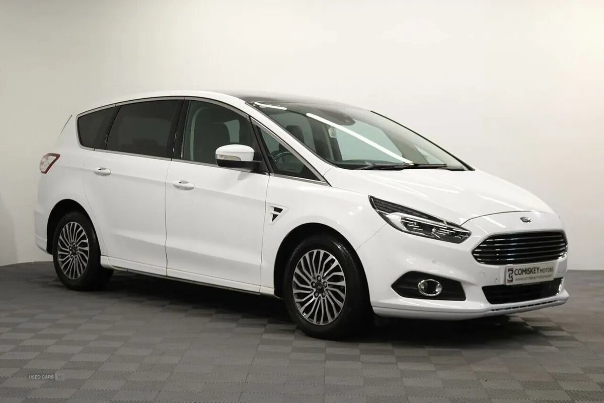 Ford S-Max EcoBlue Titanium - Image 1