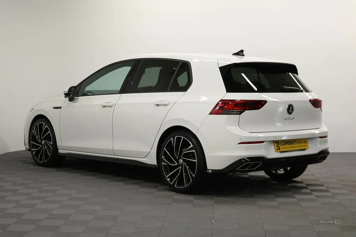 Volkswagen Golf TSI R-Line - Image 4
