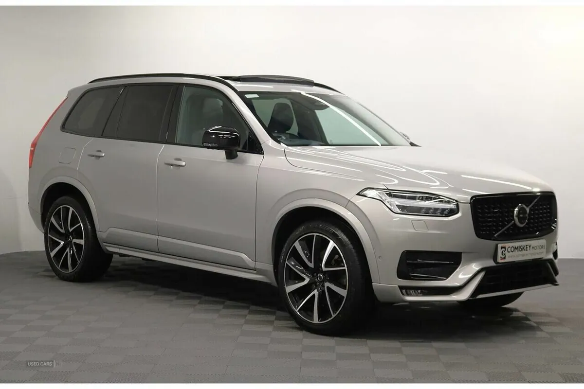 Volvo XC90 B5 MHEV Plus Auto 4WD - Image 1