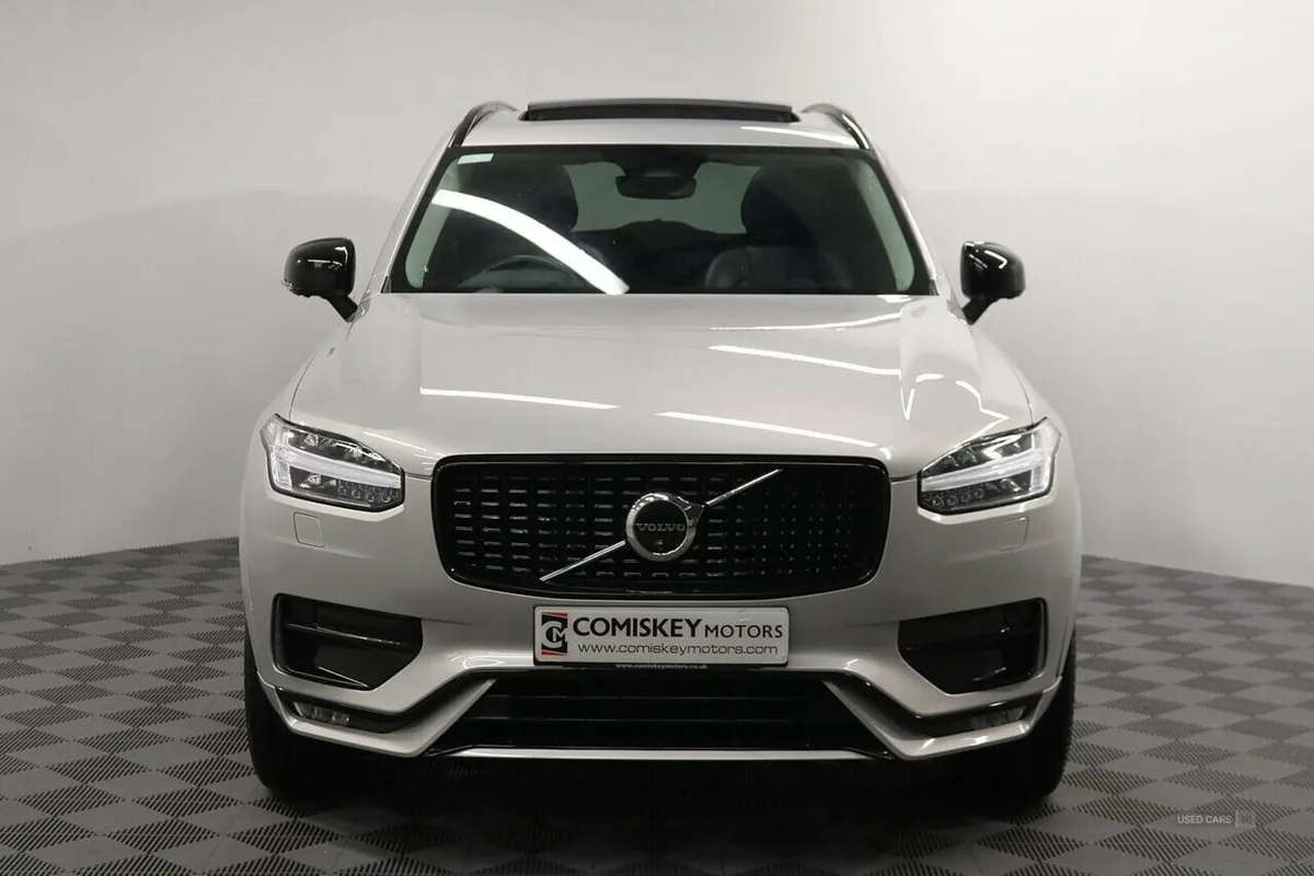 Volvo XC90 B5 MHEV Plus Auto 4WD - Image 2