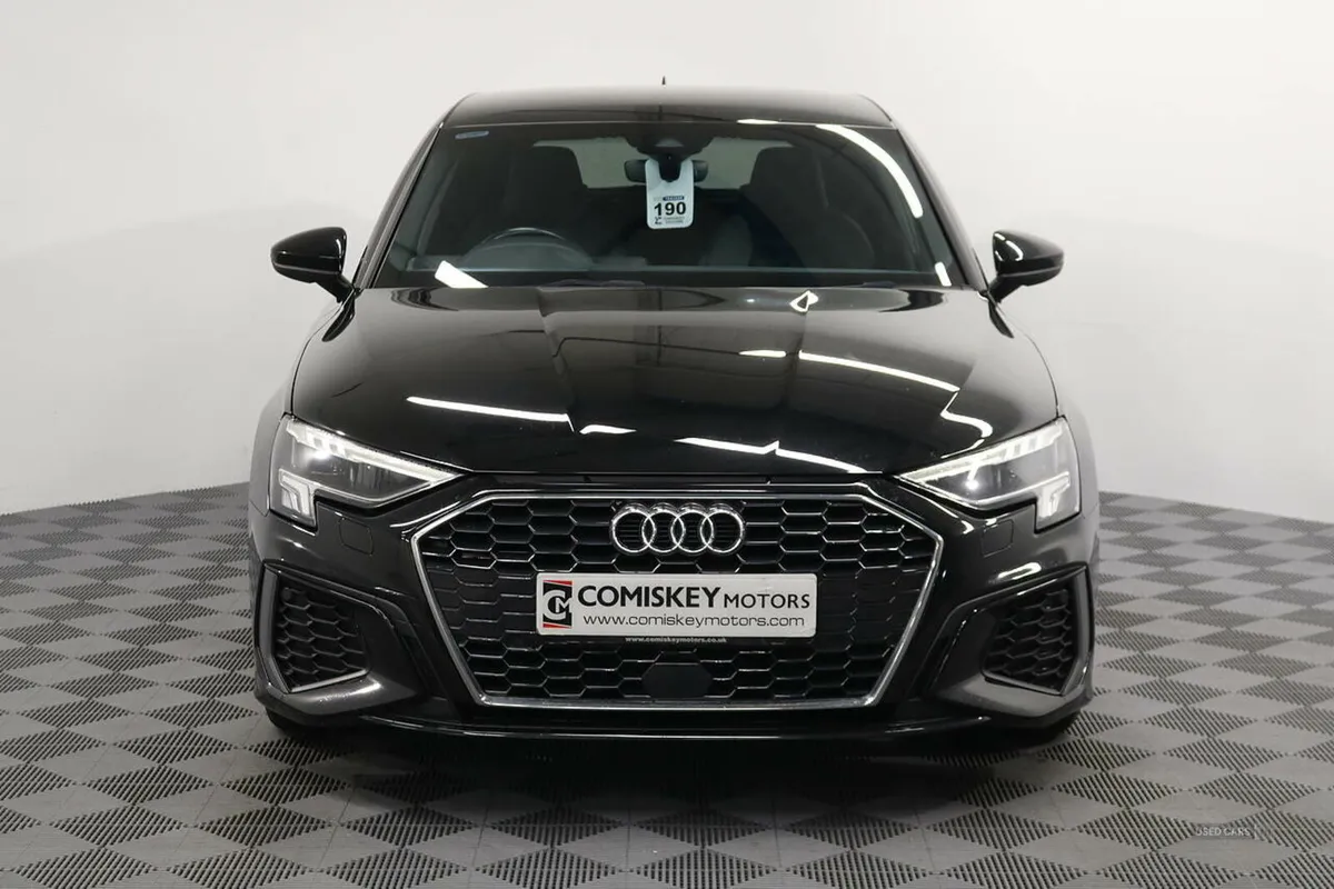 Audi A3 TDI S line - Image 2