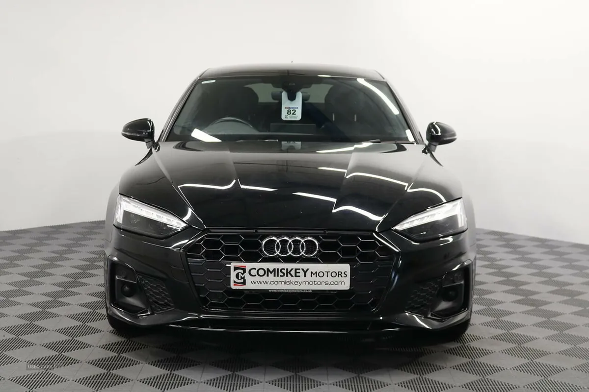 Audi A5 TDI S line - Image 2