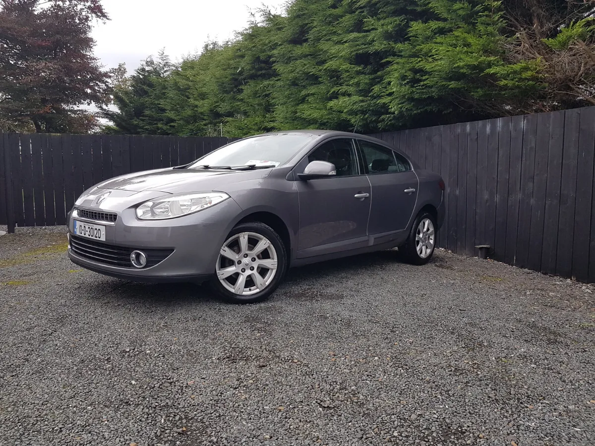 FLUENCE TOM TOM... NCT 01/27...LOW KMS - Image 2