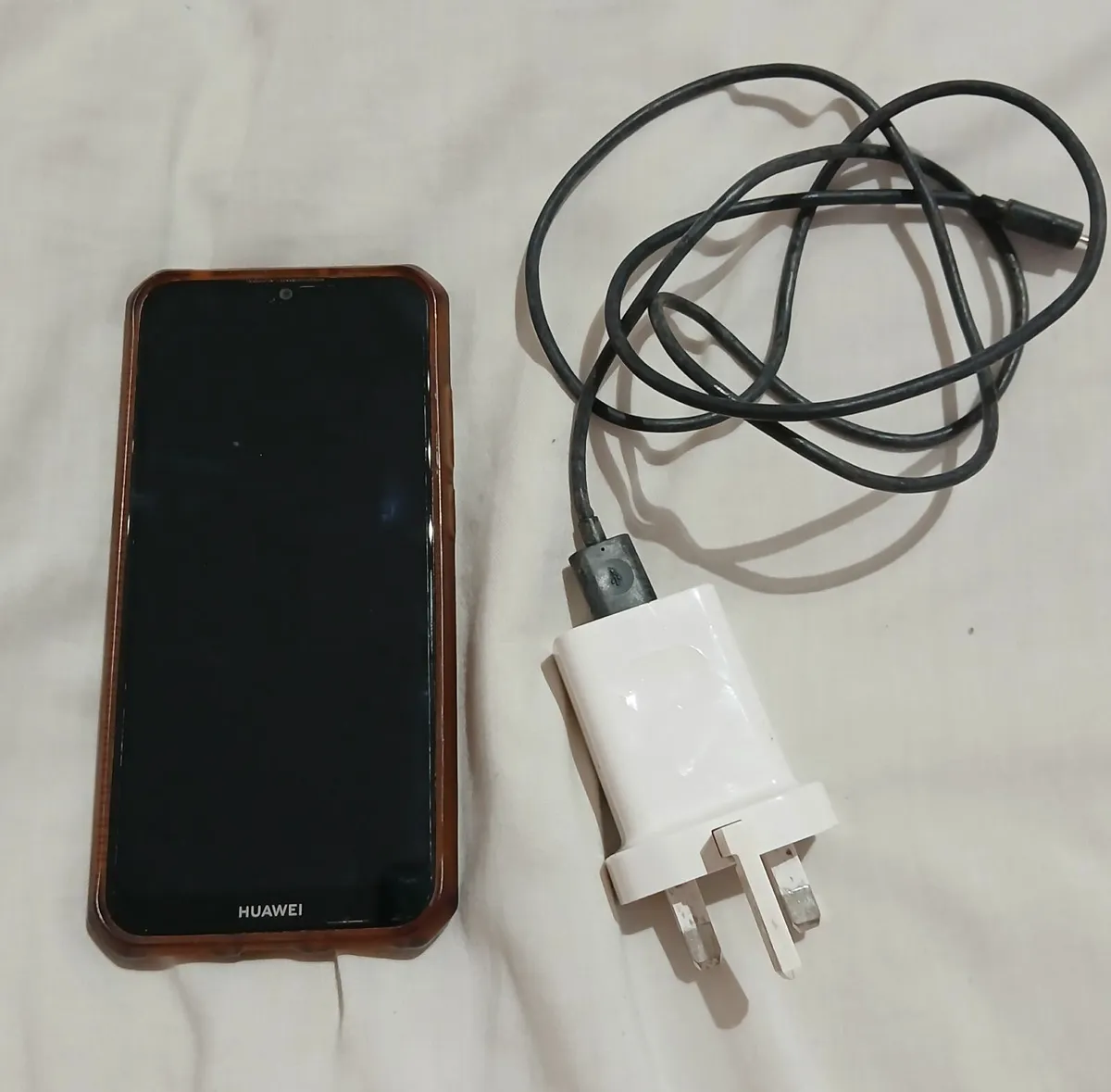 Huawei Y6 2019 - Image 4