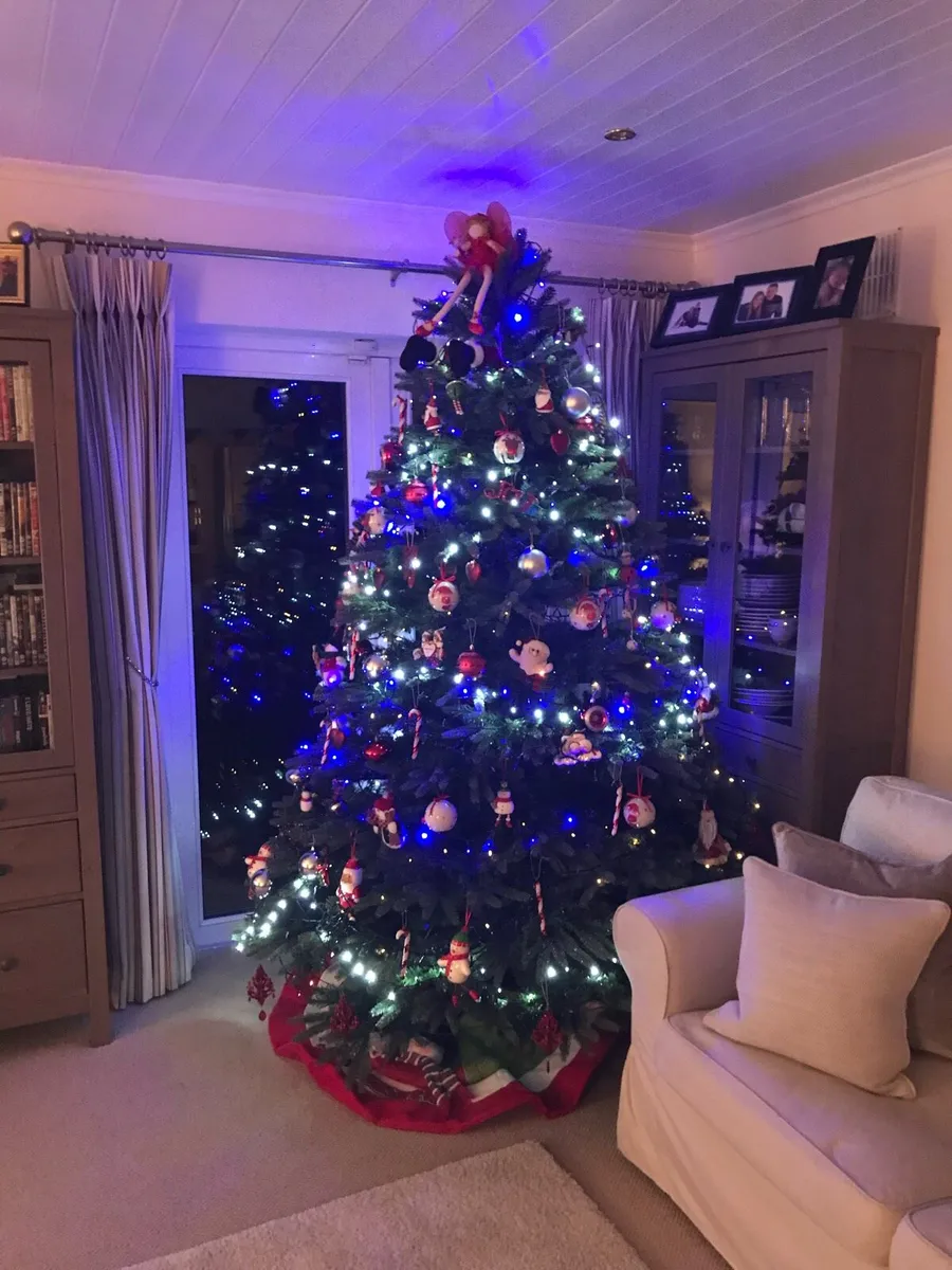 Christmas tree - Image 3