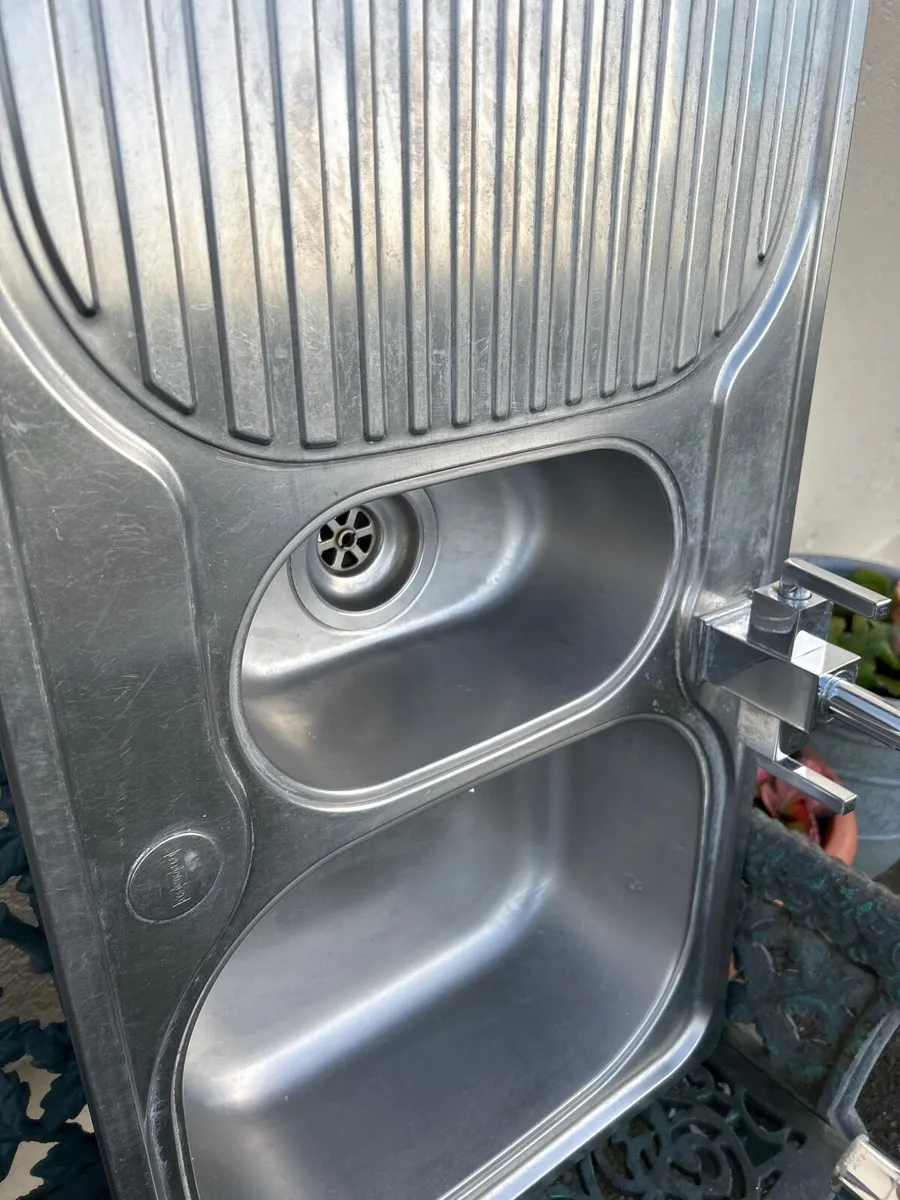 FRANKE sink and 1/2 - Image 4