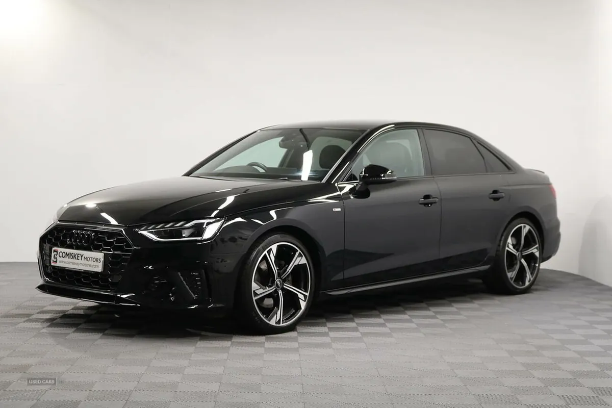Audi A4 TDI Black Edition - Image 3