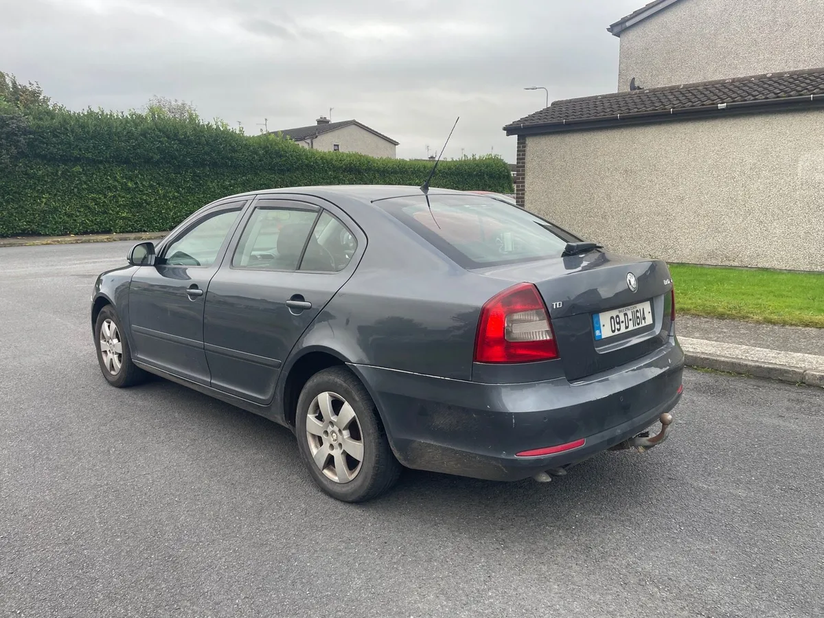 Skoda Octavia 1.9 tdi 2009 - Image 4